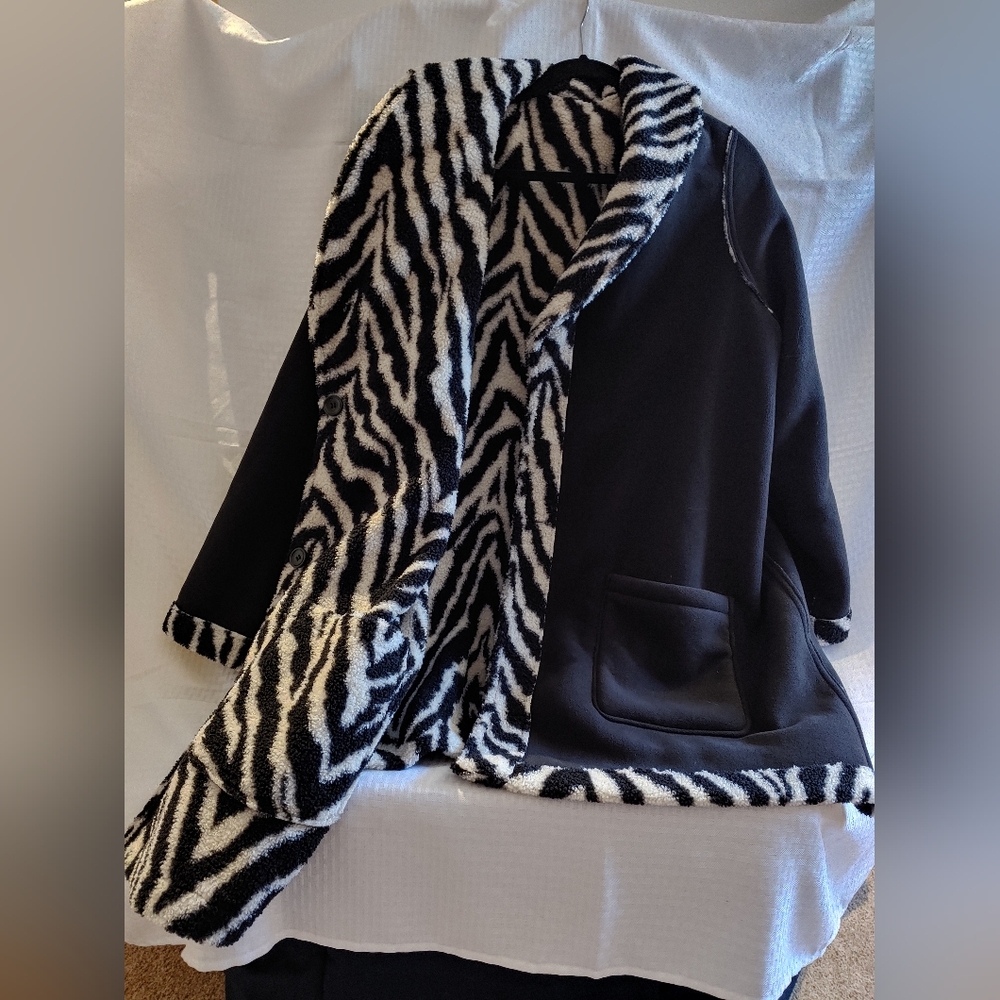 Reversible womens plus size swing coat